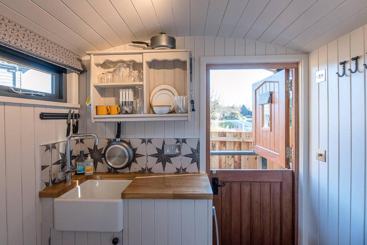 Bo Peep Shepherds Hut, Thorpeness Лейстон Екстер'єр фото